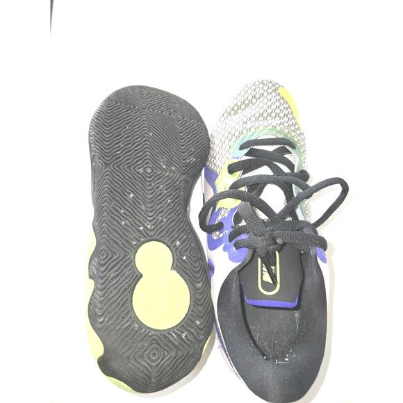 SIZE 10.5 MEN'S NIKE RENEW ELEVATE II WHITE MULTICOLOR CW3406-101 BASKETBALL - Picture 7 of 13